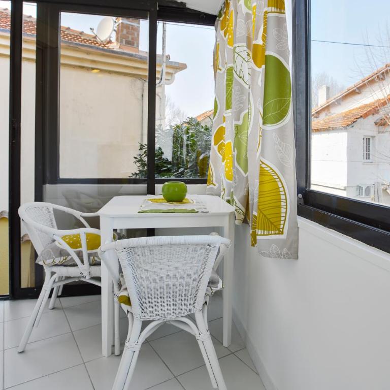 Studio Malpeigné - Studio with Balcony - 5