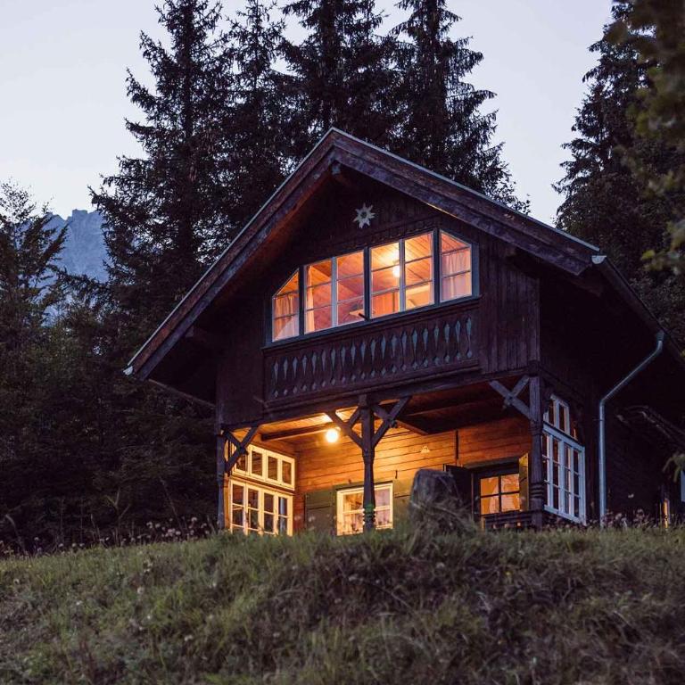 2 Chalets Innsbruck - Standard Chalet - 1