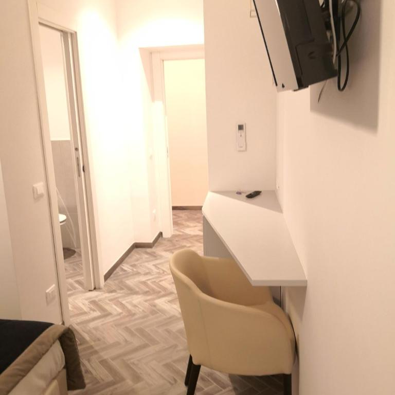 Frattina FF italian suites - Camera King Superior - 3