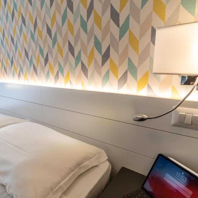 Hotel Kiss - Triple Room - 3