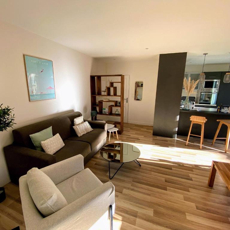 Sunny and calm 2 bed apartment place du Pin - Appartement 2 Chambres - 9