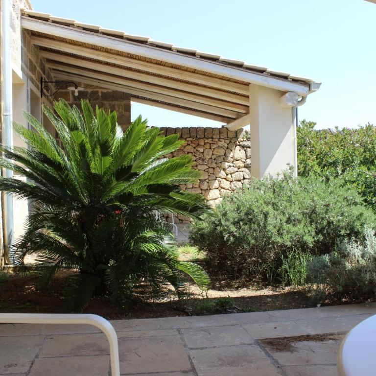 Masseria Pagani - Camera Matrimoniale con Patio - 2