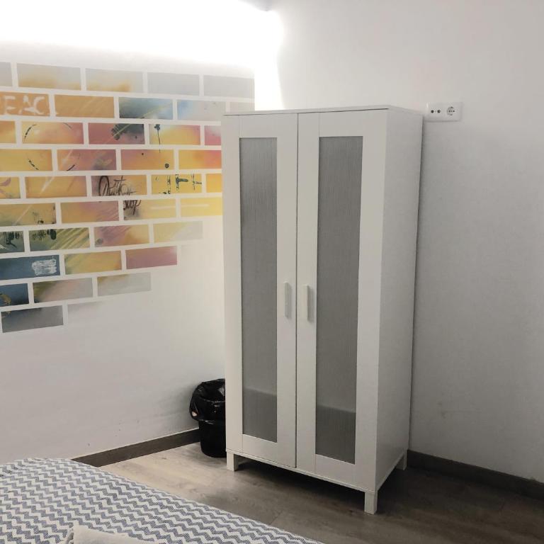 Art&Flats Hostel - Double Room with Shared Bathroom - 6