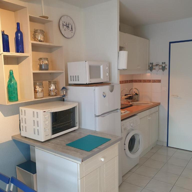 LES AMANDINES - Chambre Double - Vue sur Parc - 8
