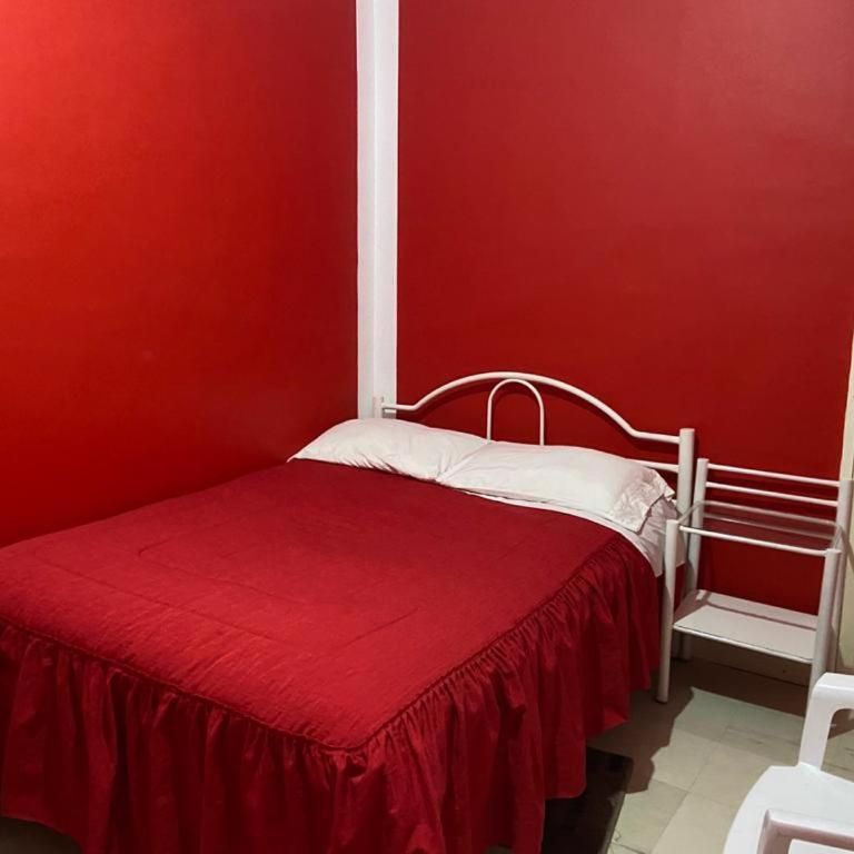 Hostal CASABLANCA - Habitación Deluxe (2 adultos + 1 niño) - 1