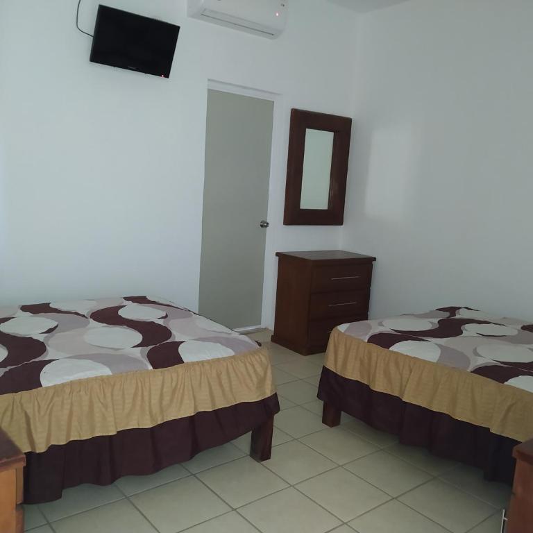 Hotel Lulu - Habitación Doble - 2 camas - 3