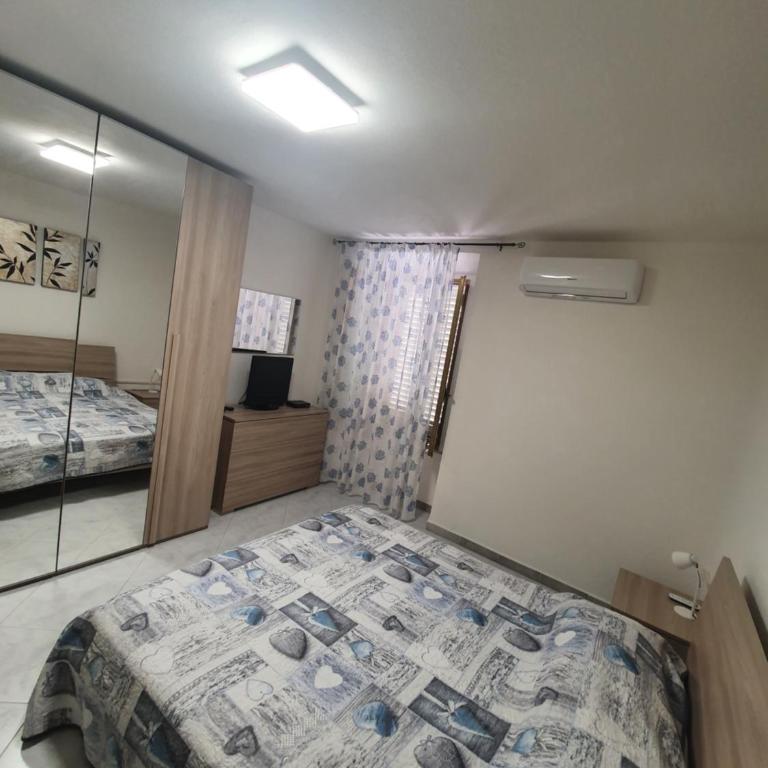 Yellowhouse - Appartamento con Vista Mare - 2