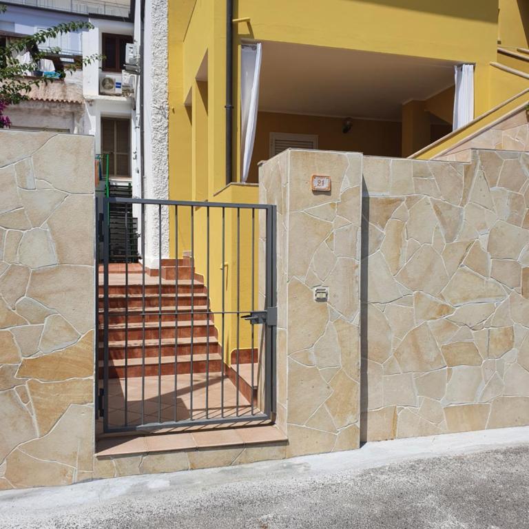 Yellowhouse - Appartamento con Vista Mare - 12