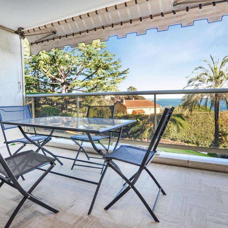 Nice Apartment In Cannes With House Sea View - Apartamento de 1 dormitorio - 14