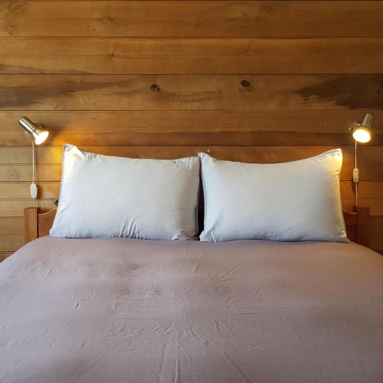 Hostal Compass del Sur - Habitación Doble con baño privado - 4
