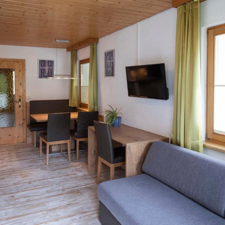 Apartment Madlaina - Apartment mit 2 Schlafzimmern - 2