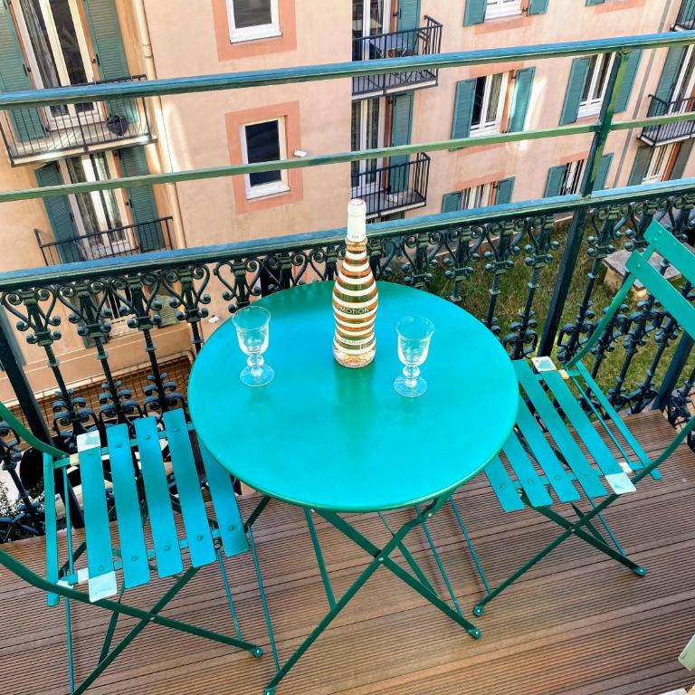Sunny and calm 2 bed apartment place du Pin - Appartement 2 Chambres - 4