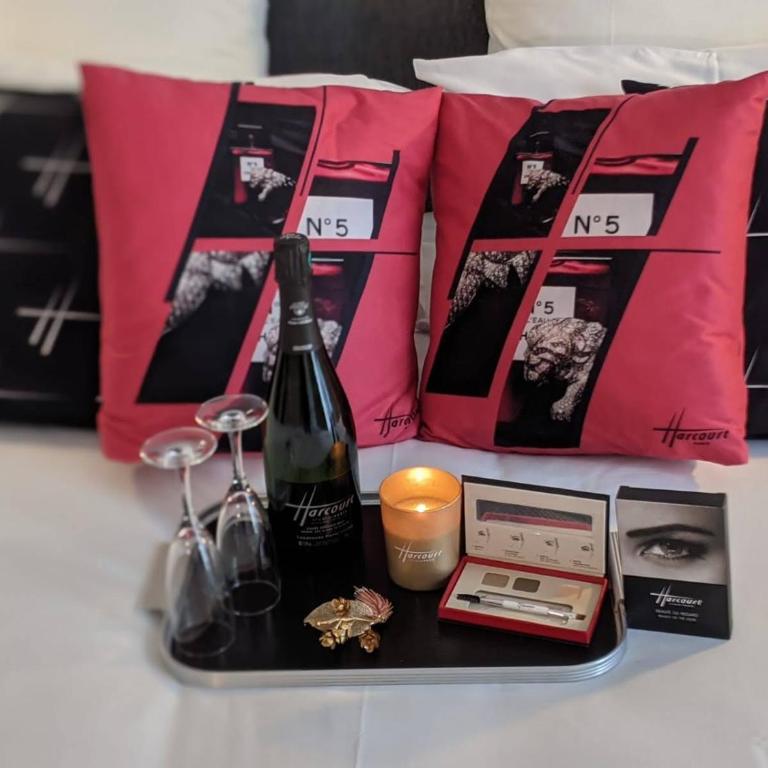 RESIDENCES HARCOURT - Ile Saint Louis - PARIS - Appartement Deluxe - 16