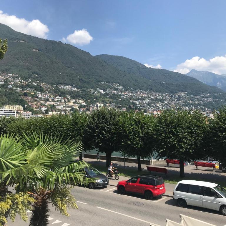 Appartamento Lungolago - Appartamento con 2 Camere da Letto - 3