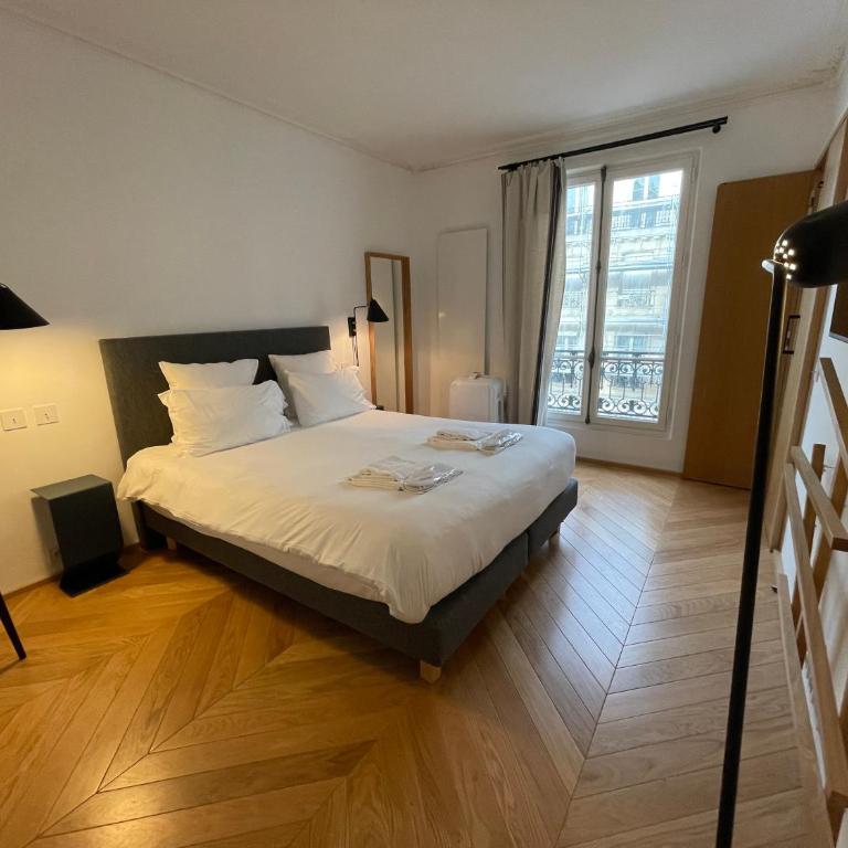 RESIDENCES HARCOURT - Ile Saint Louis - PARIS - Appartement Deluxe - 2