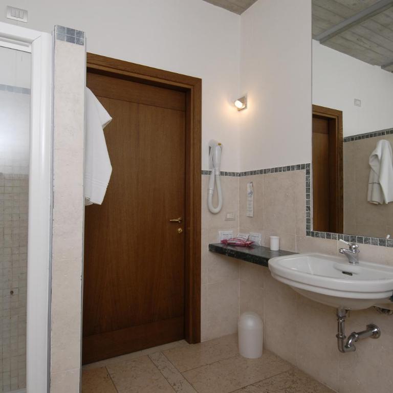 Albergo Bianchi Stazione - Camera Quadrupla - 5
