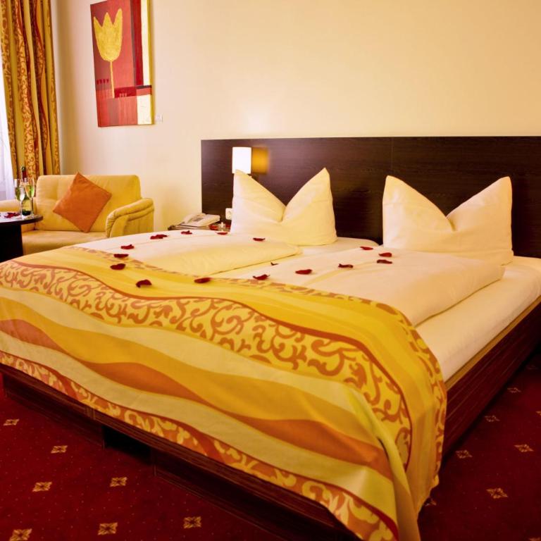 Drexel´s Parkhotel - Business Doppelzimmer mit Zustellbett - 1