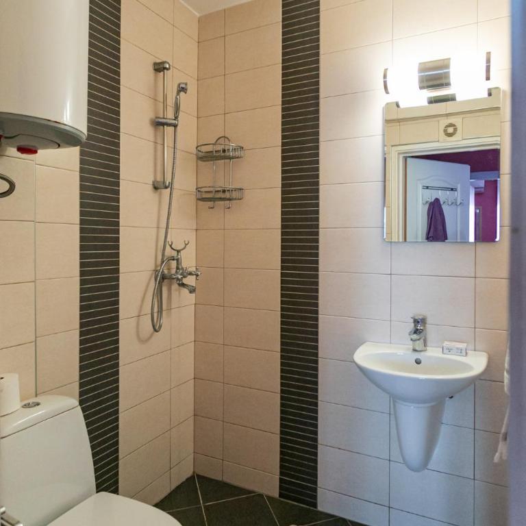 APARTMAN Lux - Three-Bedroom Apartment - 5