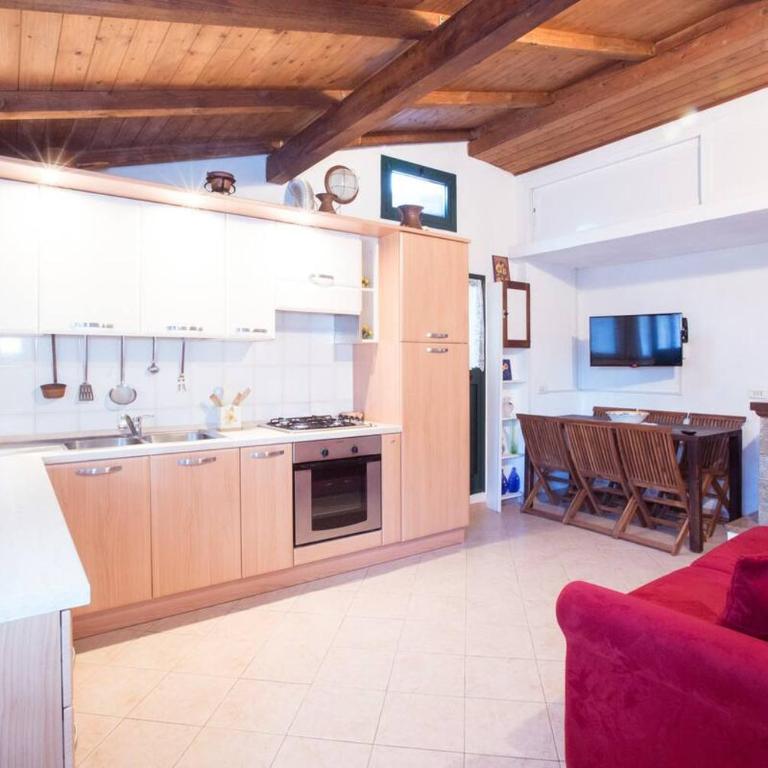 SUNFLOWER Cosy Cottage AC and Parking space - Casa con 2 Camere da Letto - 5