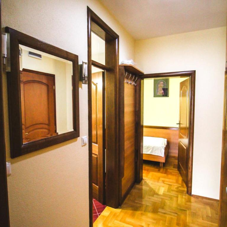 Hotel Vila Vrbas - Two-Bedroom Suite - 1