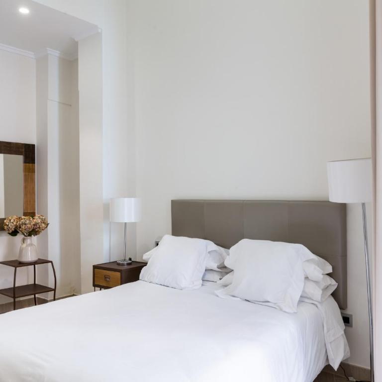 Welldone Cathedral Suites - Apartamento Prémium con 2 dormitorios y balcón - 5