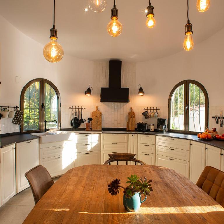 Casa Calma Moraira - Three-Bedroom Villa - 17