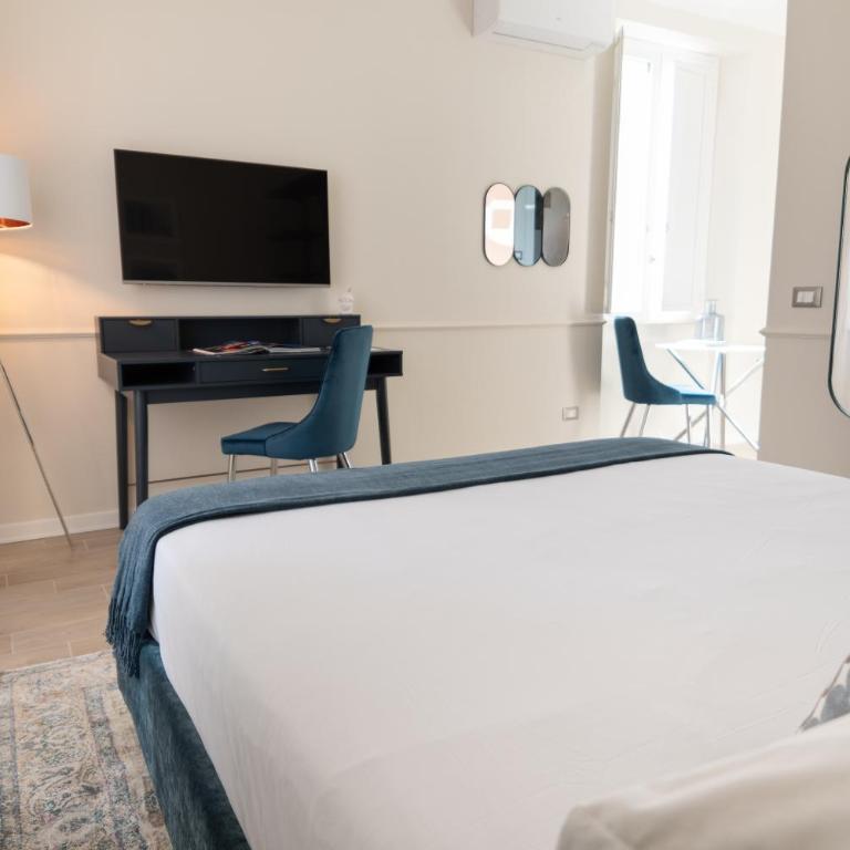 Longo Suites - Suite con Balcone - 13