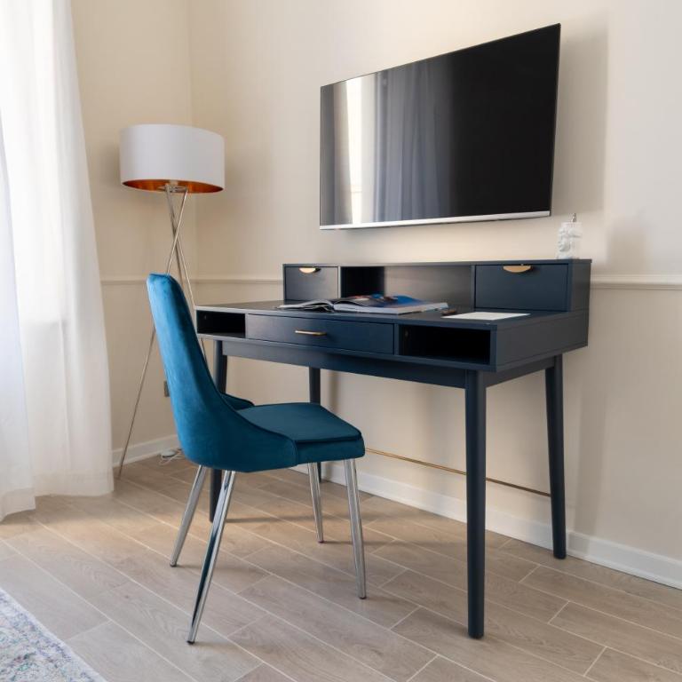 Longo Suites - Suite con Balcone - 14