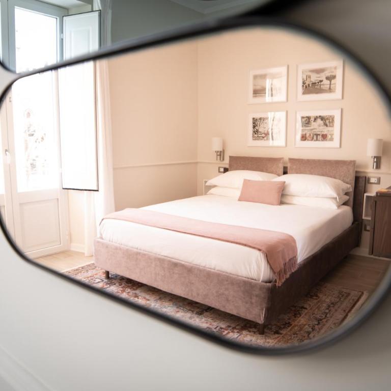 Longo Suites - Junior Suite con Balcone - 8