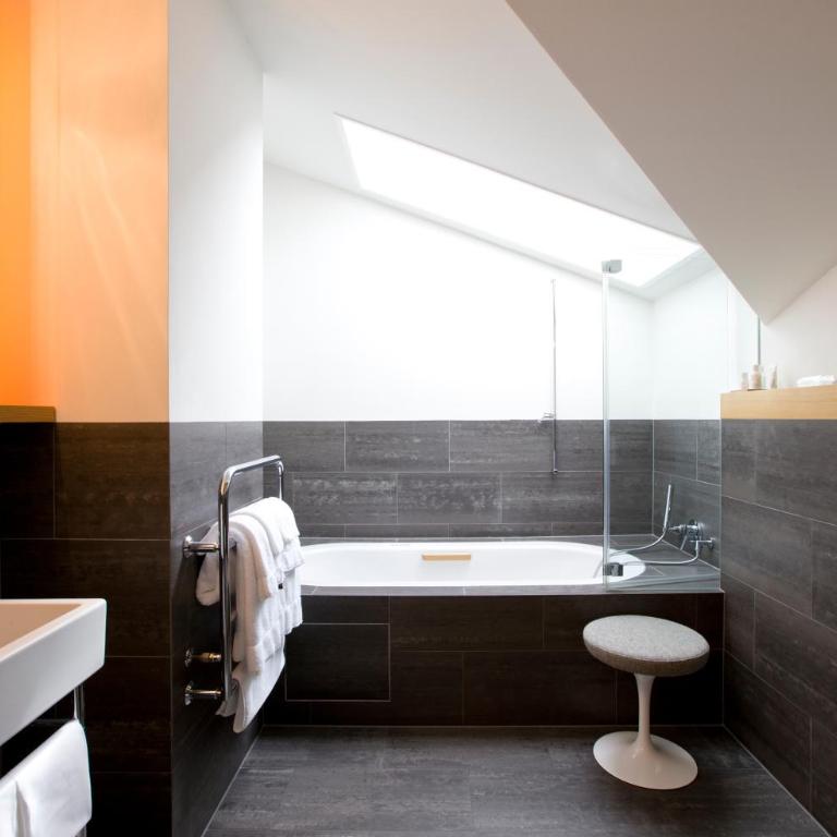 THE OMNIA - Design Mountain Lodge and Spa with Iconic Matterhorn Views - Deluxe Doppelzimmer - 6