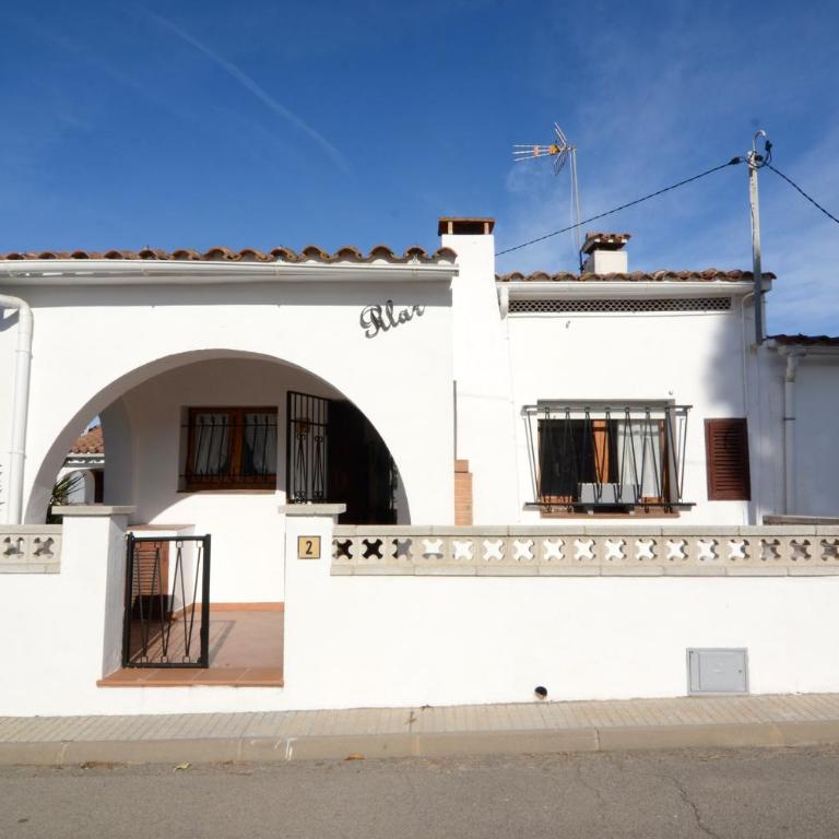 Llanca 2 - Casa de 2 dormitorios - 1