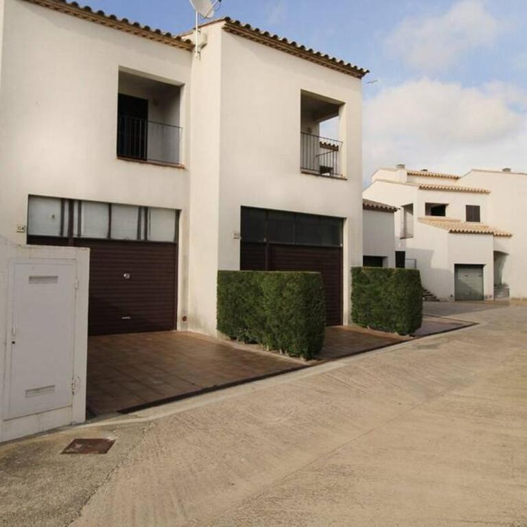 Sistachrentals Casa La Pletera 374 con jardin privado y piscina comunitaria - Three-Bedroom House - 31