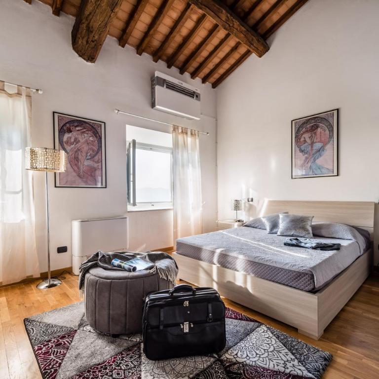 Villa Guinigi Dimora di Epoca Exclusive Residence & Pool - Appartamento Deluxe con 3 Camere da Letto, Soppalco e Vista - 6
