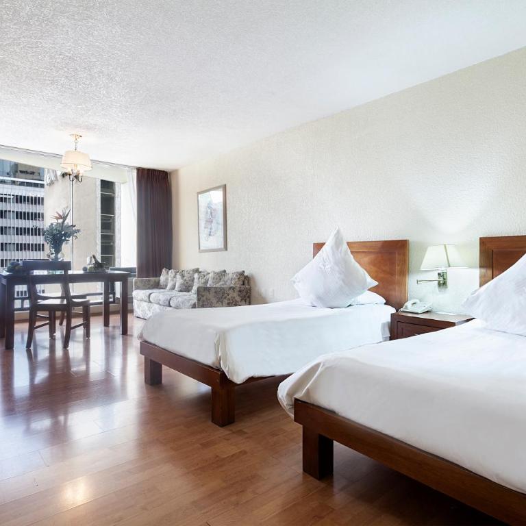 Exe Suites San Marino - Habitación Triple - 3