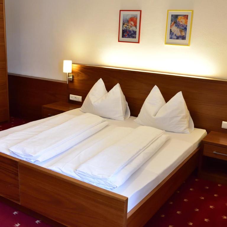 Hotel Krone - Camera Matrimoniale Comfort - 8