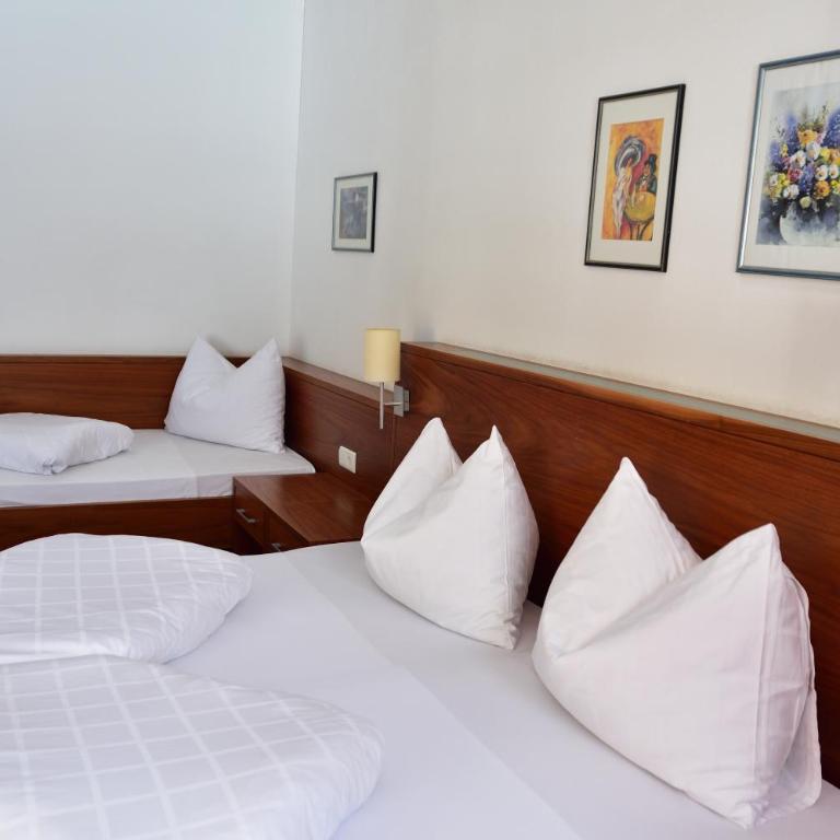 Hotel Krone - Camera Matrimoniale Comfort - 13