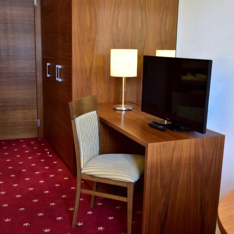 Hotel Krone - Camera Matrimoniale Comfort - 20