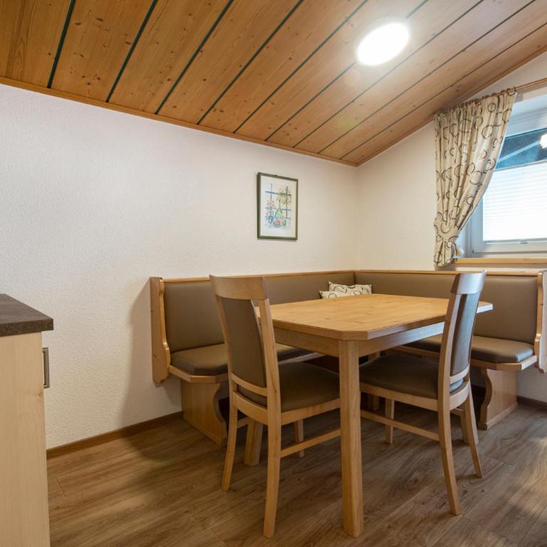 Apartpension Kappacher - Apartment mit 2 Schlafzimmern und Balkon - 6