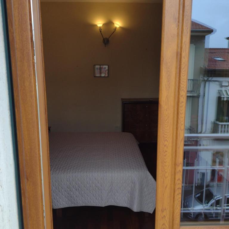 Mazzini Affittacamere - Camera Matrimoniale con Bagno Privato Esterno - 4