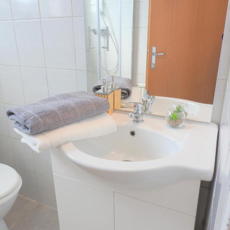 Apartments CITY Stadion - Budget Studio-Apartment - 6