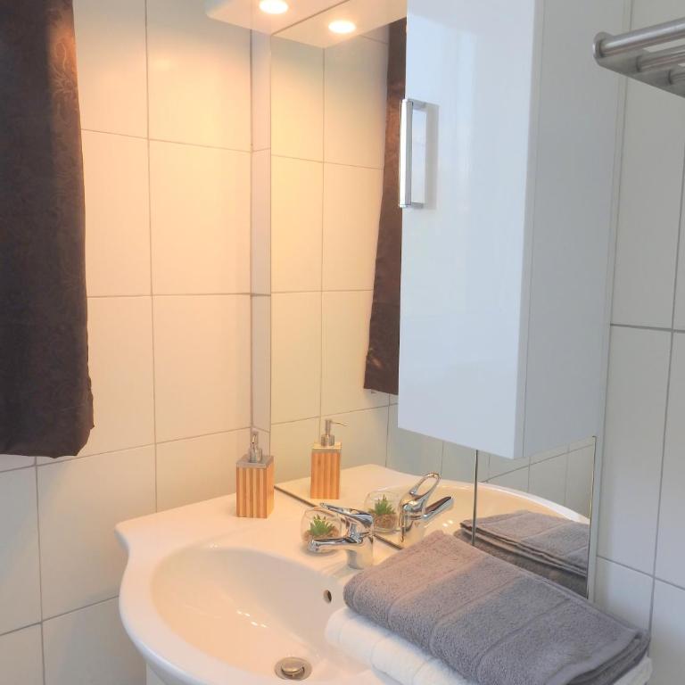 Apartments CITY Stadion - Apartment mit 2 Schlafzimmern - 11