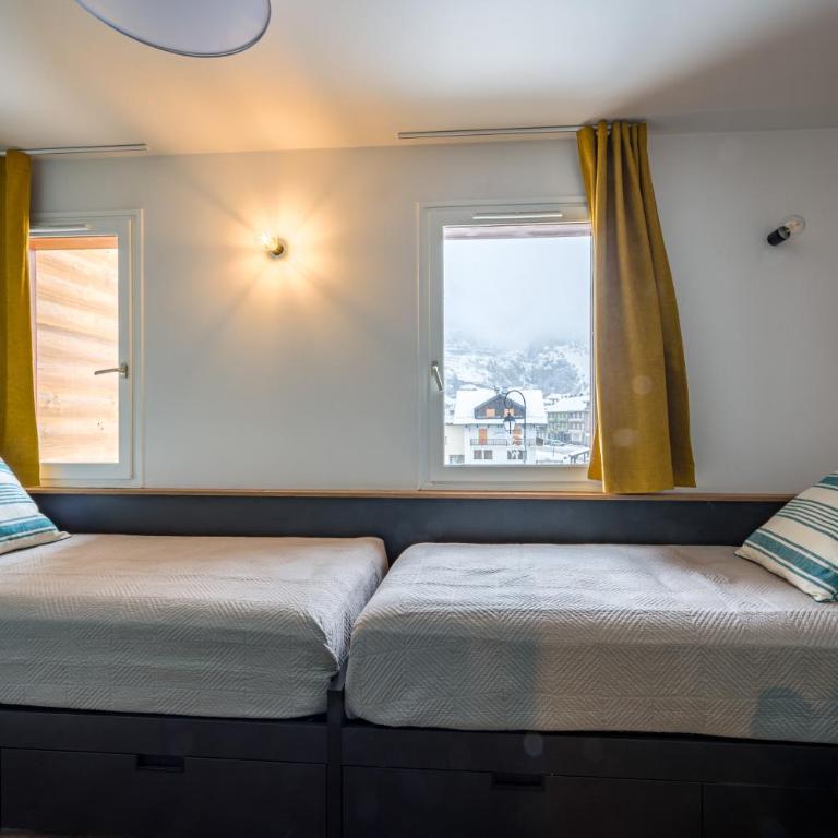 L'Outa Hotel Restaurant - Chambre Lits Jumeaux Standard - Vue sur Montagne - 2