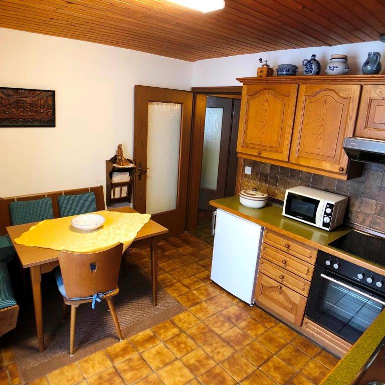 Gästehaus Berger inkl. Chiemgaukarte - Apartment mit Balkon - 5