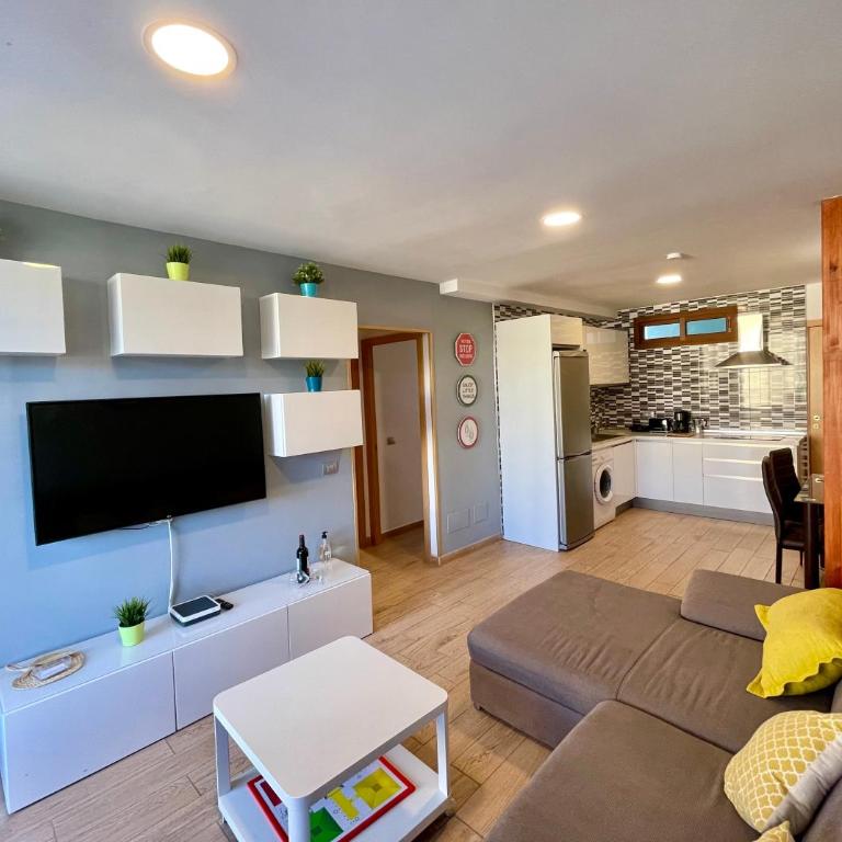 OHMYHOST360 - Sunny Home Holidays - Apartamento - 4