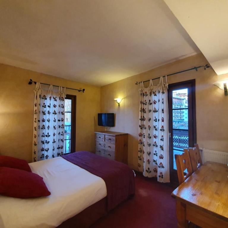 Le Chalet Suisse - Chambre Double Classique - 8