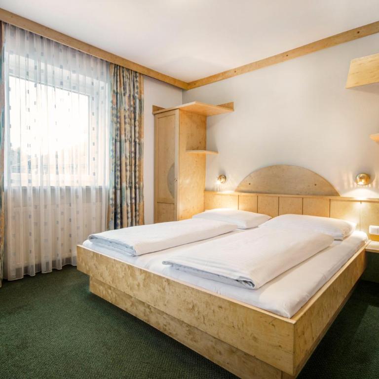 Apartpension Kappacher - Doppelzimmer mit Balkon - 2