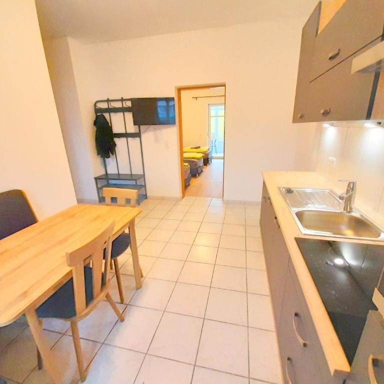 Apartments SteelCity - Apartment mit 1 Schlafzimmer - 9