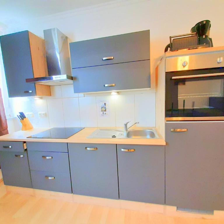 Apartments SteelCity - Apartment mit 3 Schlafzimmern - 4