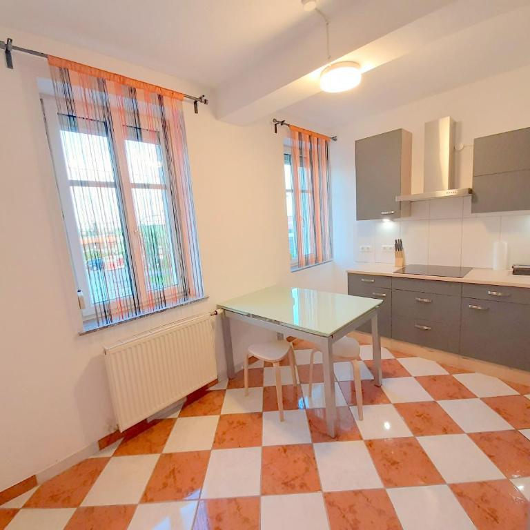 Apartments SteelCity - Apartment mit 3 Schlafzimmern - 7