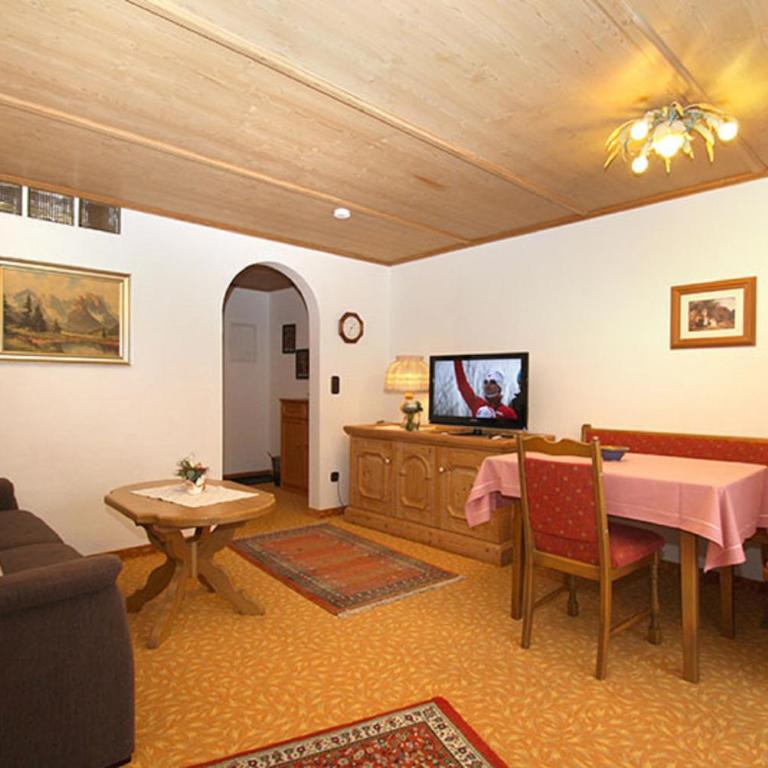Beim Wiesenhansen inkl. Chiemgaukarte - Apartment mit Balkon - 2